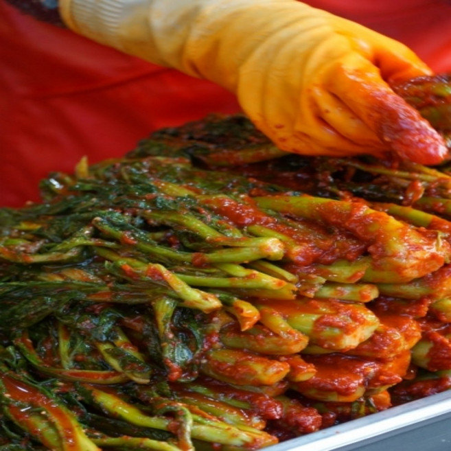 알싸한 여수돌갓김치2kg 별미 웰빙갓김치 찌개 전 요리 라면반찬 진한양념맛, 2kg, 2kg