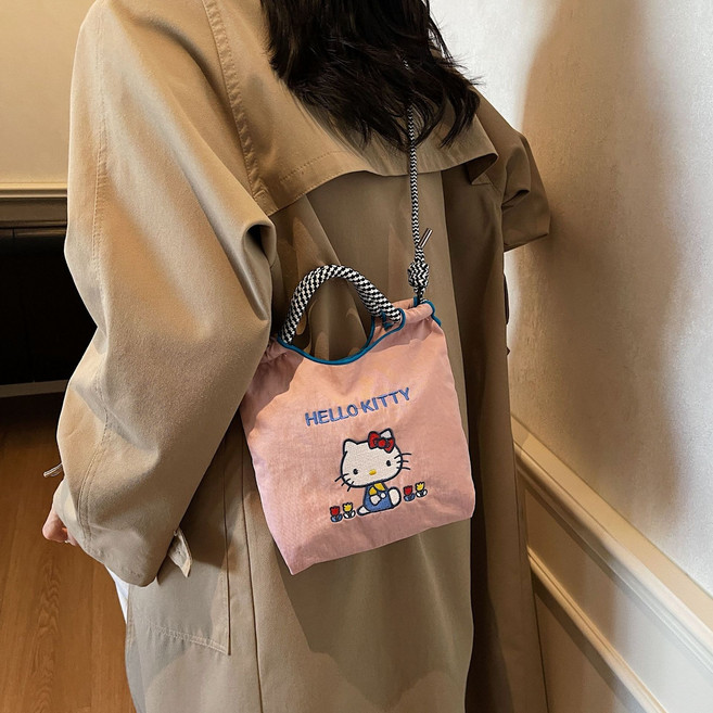 키티 여성 크로스백 미니백 파우치