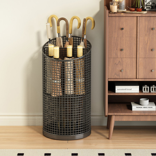 어더나 우산꽂이 원형 디자인 소형 1인가구 필수템 현관 수납, 블랙, 1개