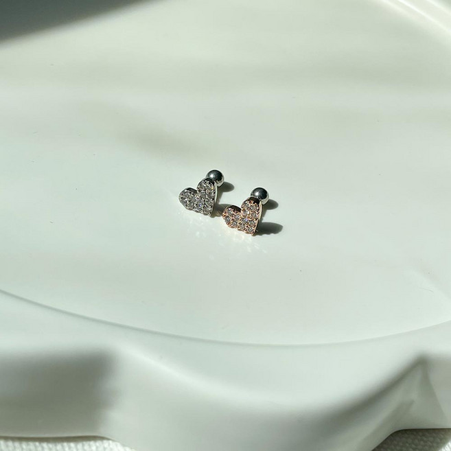 데일리 하트 큐빅 피어싱 (바 변경 가능)