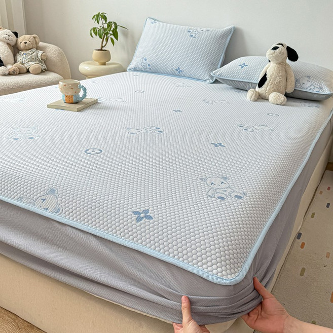 7월 여름 알몸 수면 아이스 두두 냉매트 3종 세트 침대 시트형 아이스 실크 에어컨 부드러운 매트 세탁기 사용 가능 얇은 패드, 120x200cm[단일 매트], 폭력적인 곰 - 하늘색 [침대 시트 모델 - 세탁기 사