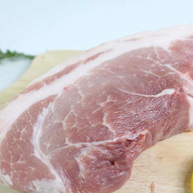 [햇님목장] 보성녹차 먹인 한돈 앞다리살(보쌈용)1kg(500gx2팩), 1세트, 1kg