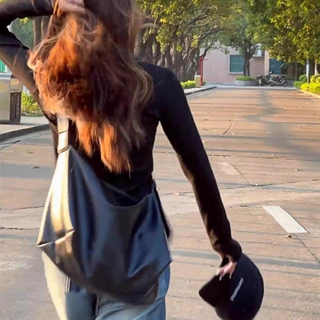 GENINA 여자 가방 대용량 크로스백 라지 숄더백 물통 가방