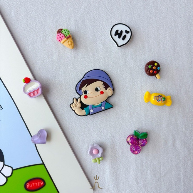 WEIIN Crocs韓國鞋扣 牛奶妹系列