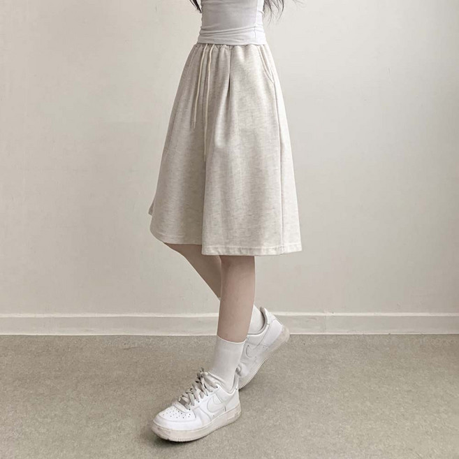 핀턱 5부 밴딩 버뮤다 트레이닝 반바지