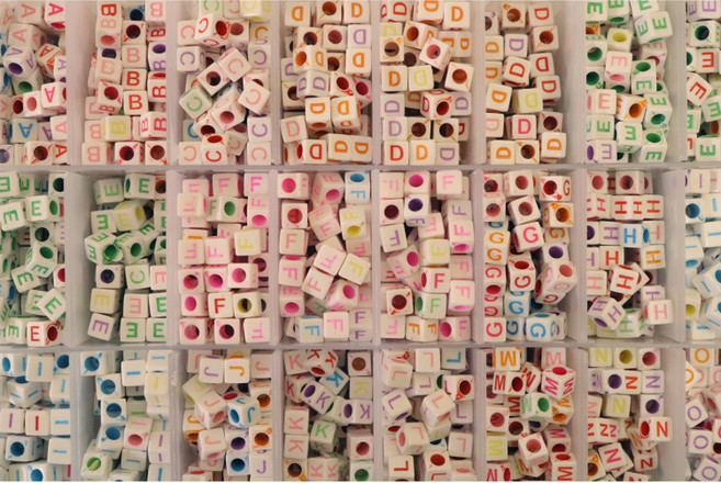 아크릴 이니셜 반지 팔찌 만들기 재료 큐브 비즈, R