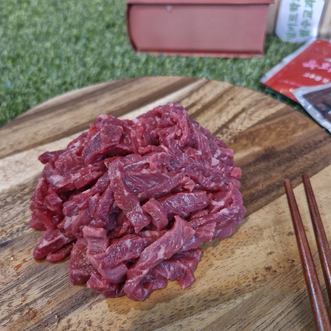 한우대학 엄선한 한우 암소 1등급 육회 1kg 대용량 업소용 식당용, 한우육회1kg(소분불가), 1개