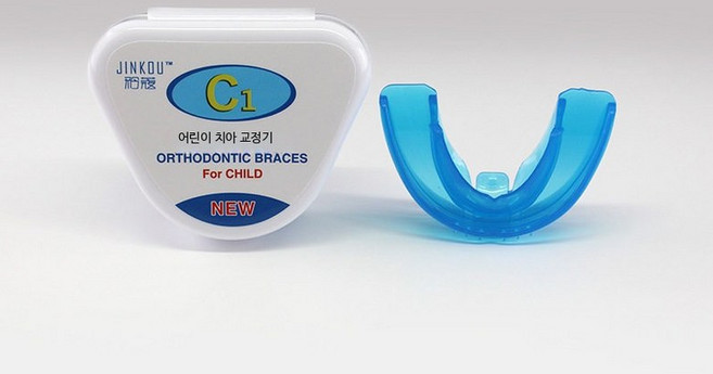 투명 교정 마우스피스 부정교합 예방용 실리콘 소재 야간 이갈이 방지 유지 장 (7~13세) 블루 연질 1단계, 1개, 1L