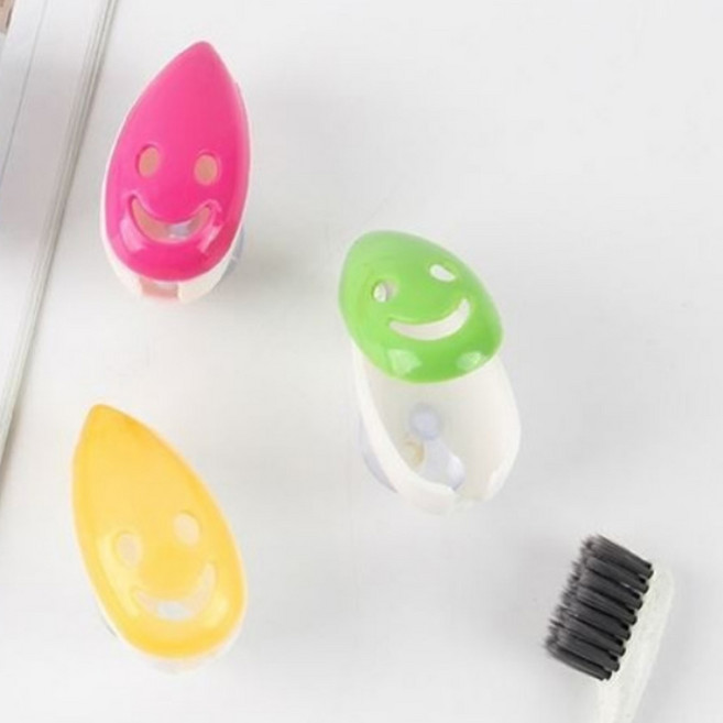 거울 유리흡착 칫솔꽂이 가족용 무접착 무타공 걸이 거치대 4P 세트, 스마일칫솔걸이 4p 세트