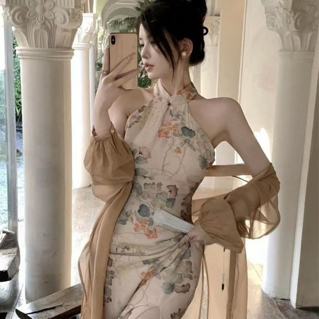 DFMEI 新中式改良旗袍新款輕款少女氣質度假御姐風掛脖連衣裙