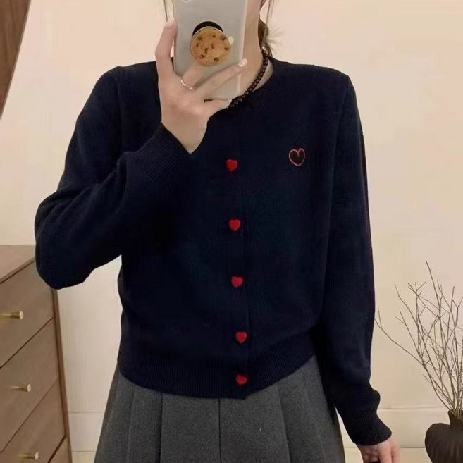 하모리 귀여운 하트버튼 따뜻하고 부드러운 라운드넥 긴팔 니트 가디건
