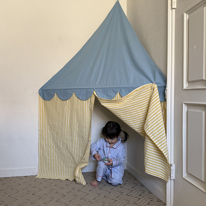 세모집 플레이 커튼, 블루지붕, 1개