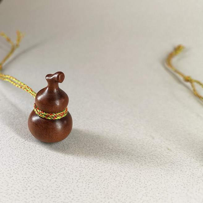HONGYIYAYI CREATION 雷擊木葫蘆掛飾, t99-3雷擊葫蘆, 1個