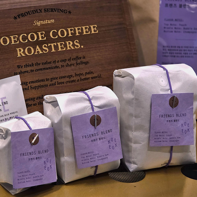 스페셜티 커피원두 미디엄 라이트 로스트 망고 복숭아 열대과일 아로마 와이니 향미 프리미엄 블렌드 코에코에 프렌즈 블랜드, 1개, 500g, 홀빈(분쇄안함)