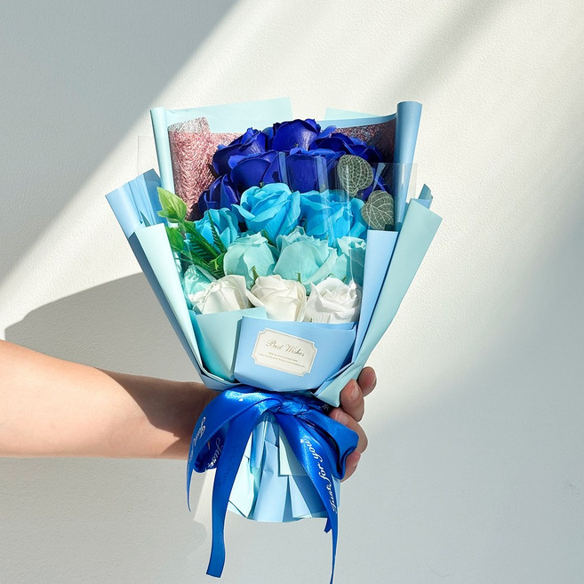 니토르 조화 장미 꽃다발 시들지 않는 비누꽃 18송이, 1개, 블루그라데이션