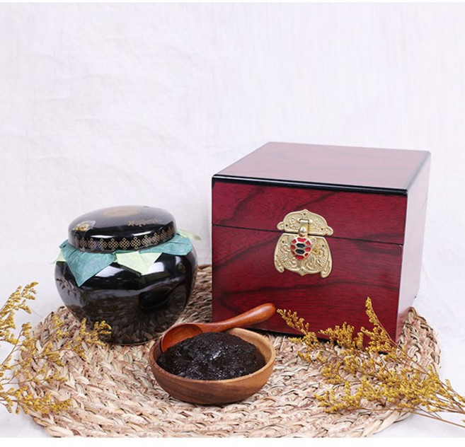 한약개발학 박사가 직접 제조하여 자신있게 권해드립니다. 깊고 진한 "경옥"의 활력을 담다. <경복고> 순수 100% 국내산 천연원재료, 1개, 500g