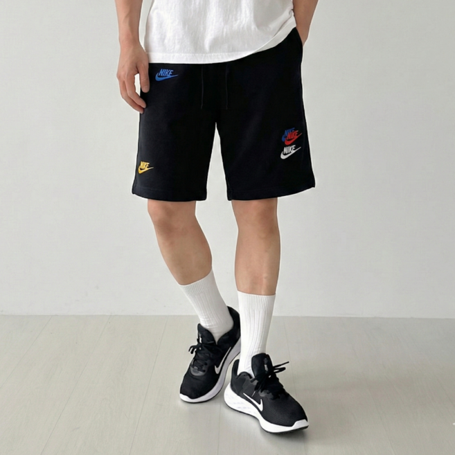 당일발송 나이키 NIKE 멀티로고 반바지 숏 팬츠 런닝 쇼츠 트레이닝 바지 스포네틱 양말