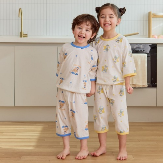 아이숲 아동용 프렌즈 30수싱글 칠부실내복 상하의 세트