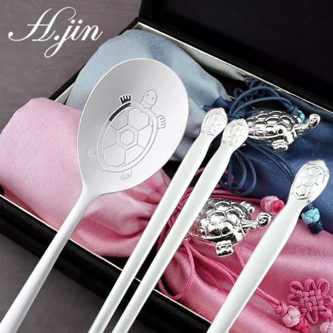 [도도예] H.jin 뉴 단청 거북 은수저 2인세트 (B스타일) 학교 동창 모임 교회 교인 행사 단체 5만원대 선물 기념품 추천, 실버, 은수저 2p + 받침 2p + 주머니 2p + 케이스, 1세트