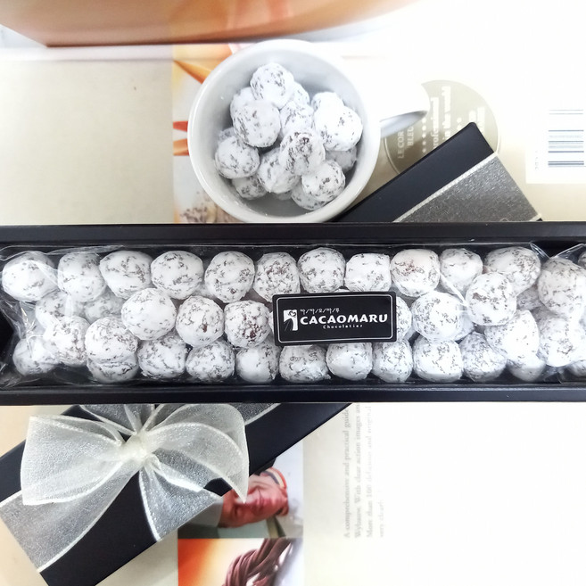 [수제초콜릿] 화이트 헤이즐넛 쇼콜라, 1개, 100g