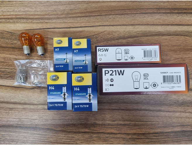 만트럭 전구모음, 1개