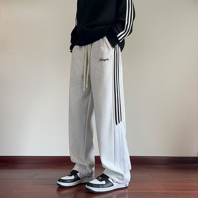 男生夏季冰絲短袖襯衫三件套裝 潮牌休閒工裝褲, 1個, 【單件】三桿休閑褲淺灰M 【建議95-110斤】