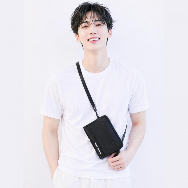 RFID차단 여권가방 여행용 목걸이 지갑 크로스 파우치 카드수납 미니백