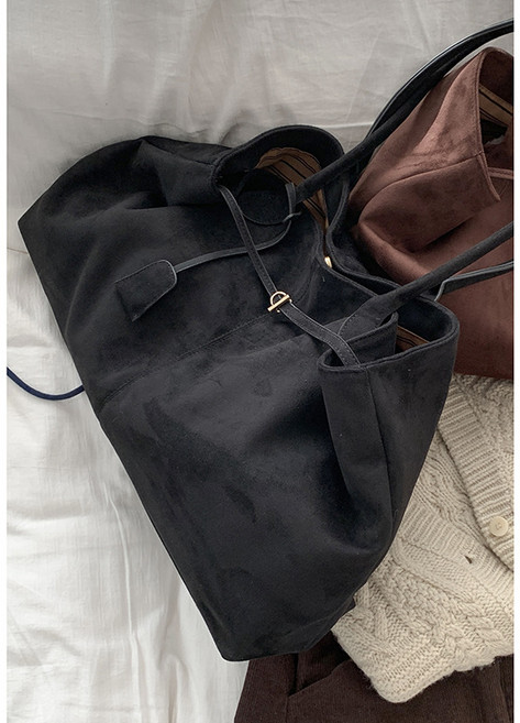 모어블렌 스웨이드 빅 숄더백