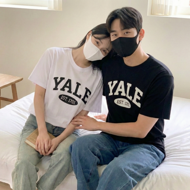 [국내매장판] 예일 YALE 로고 투톤아치 데일리 시그니처 반팔 티셔츠