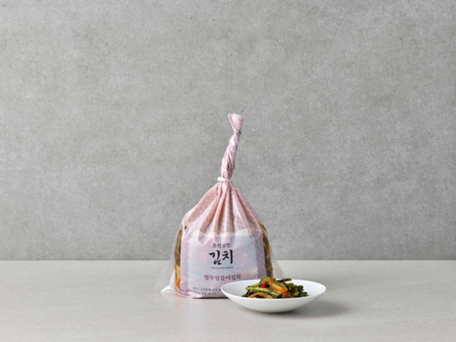 [조선호텔김치] 조선호텔 열무얼갈이김치 2kg, 1개
