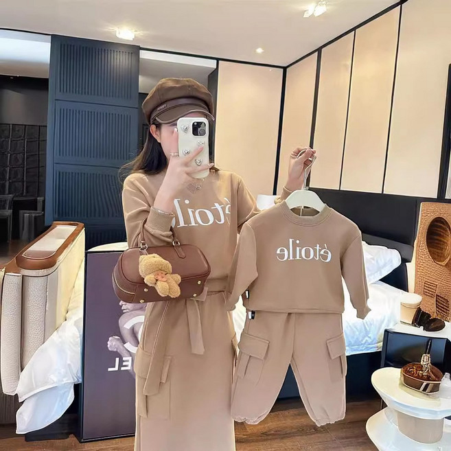 휴먼러브 패밀리룩 브라운 후드 세트 가족촬영 돌촬영 키즈 유아 맘 커플룩 3인 4인 온가족 시밀러룩 상하세트