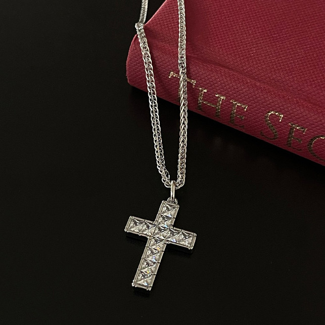 VARAM 세렌티 크로스 목걸이 써지컬 스틸