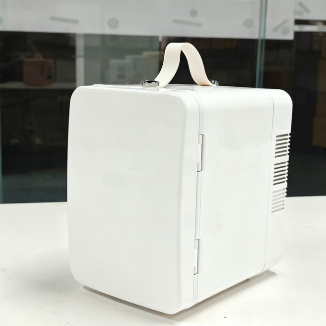 迷你化妝品冰箱 USB製冷熱 全球通用, 白色