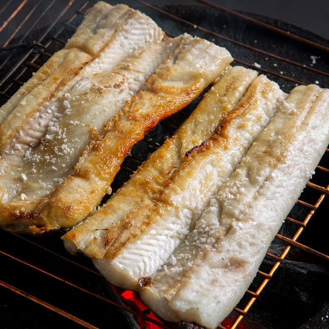 풍천만장어 국산 무태장어 손질후 680g 내외 [원산지:국산(전라남도) [원산지:국산], 1개, 생장어680g내외