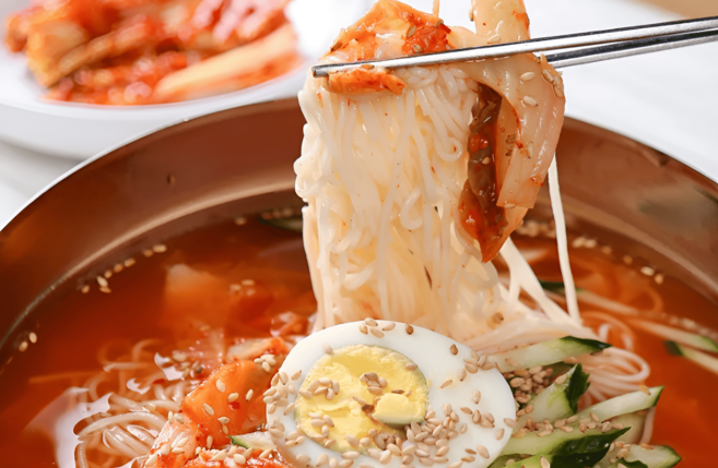 3분컷 초간편 한끼 김치말이 냉 쌀국수 650g 3세트 국내산 쌀국수면 냉육수 볶음김치