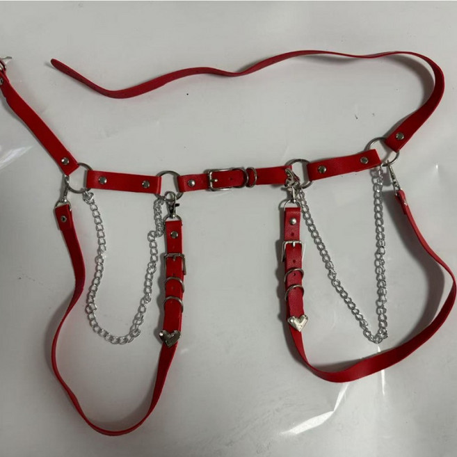 여성가죽벨트 스트랩 체인 벨트 여성용 패션 액세서리 고급스럽고 독특한 디자인의 장식 체인 스타일리시한 착용감으로 다양한 의류와 매치하기 좋은 아이템