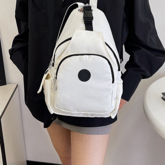 백즈 나일론 백팩 여성 겨울 데일리 가방