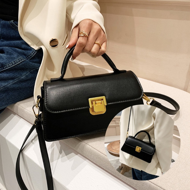 사첼 골드버클 크로스백 블랙 샤첼백