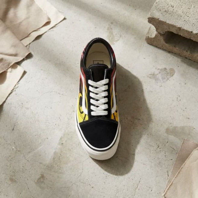 반스 신발 운동화 스니커즈 슬립온 런닝화 키높이 올드 스쿨 LX Y2K FLAME BLACK WHITE 1570571