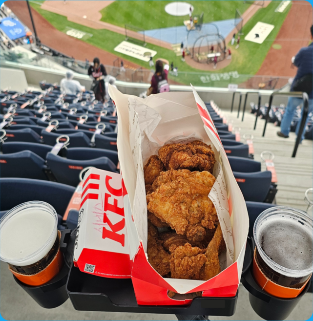 조은샵 야구장 간이 테이블 접히는 컵홀더, 블랙