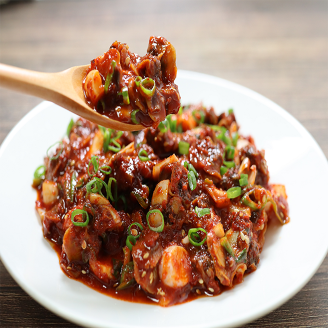 다온푸드 국내산 탱글탱글 양념 새꼬막 무침 300g+300g, 1세트