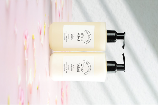 데일리콤마 벨로 드 퍼퓸 핸드 워시 핸드로션 화이트벨벳 기획세트 300 ml x 2, 2개, 300ml