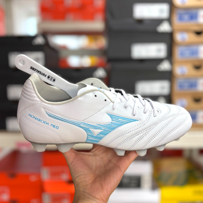 미즈노 발볼넓은 맨땅 인조잔디 겸용 축구화 모나르시다 네오 3 SW 슈퍼 와이드 AG HG