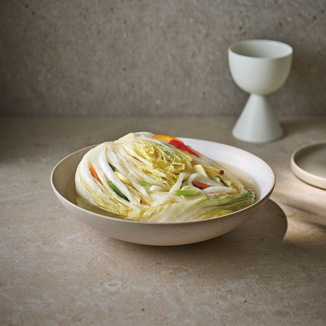 프리미엄 조선호텔 백김치 650g, 1개