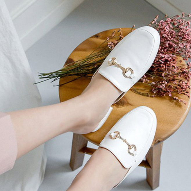 가이아슈 여성용 빈센 금장 장식 블로퍼