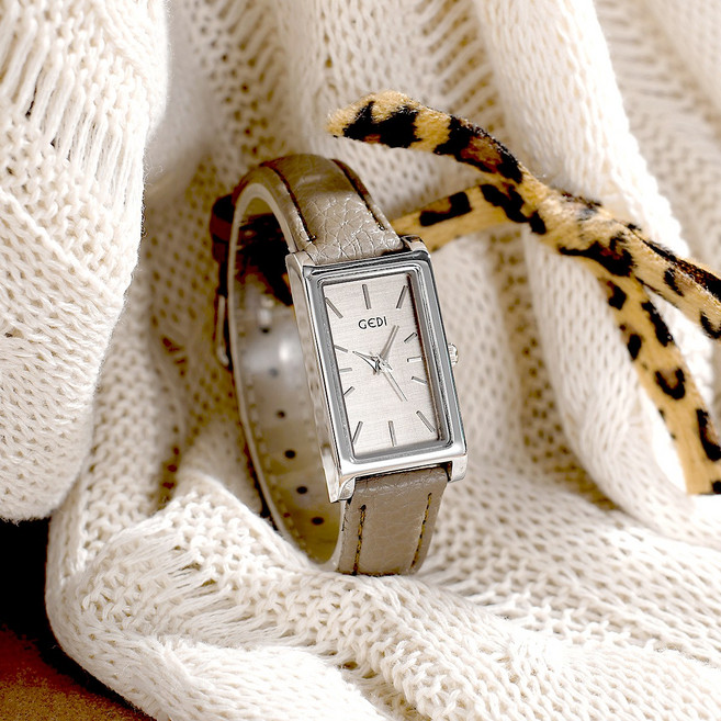 여성 직장인 사각 손목시계 슬림 경량 미니멀 가죽 스트랩 데일리 패션