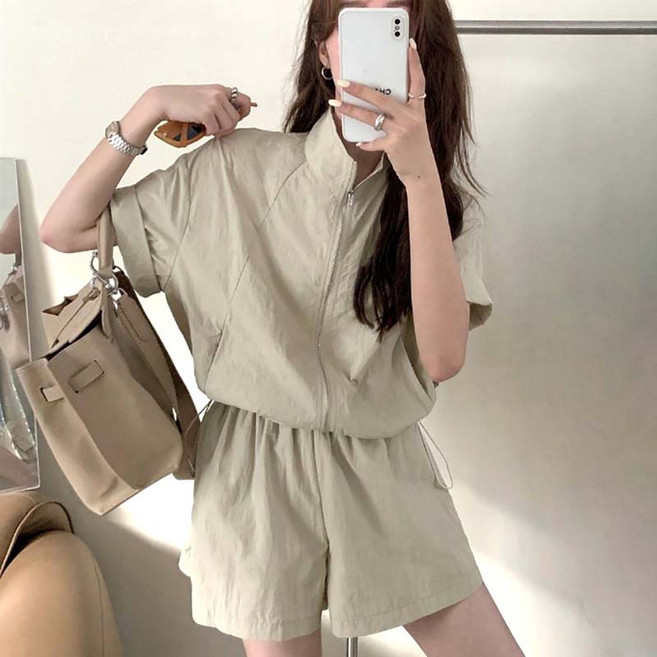 여성 집업 아노락 반팔+반바지 트레이닝 세트 여름 캐주얼 상하세트 스트링 얇은 바람막이 소재 운동세트 데일리룩 루즈핏 자외선 차단 투피스