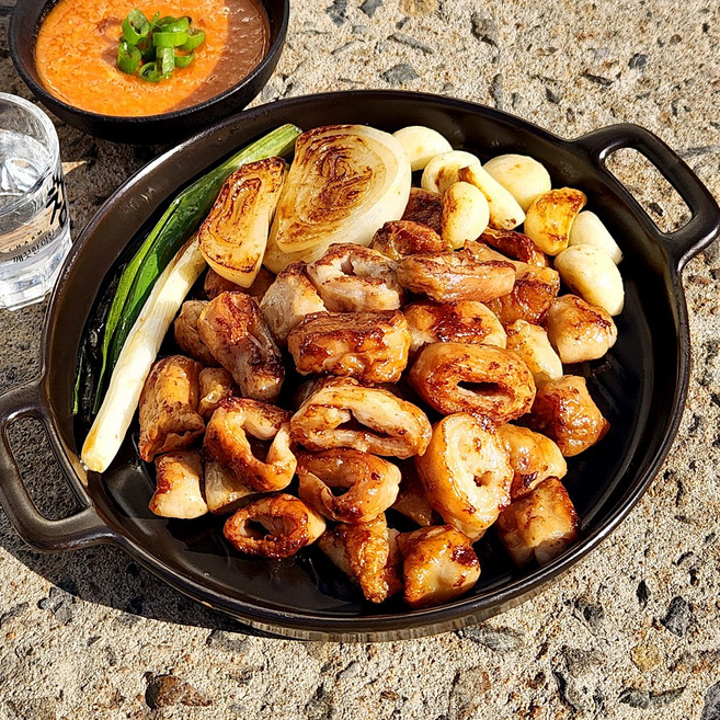 고소한 국내산 초벌막창 돼지막창 대구 막창 캠핑밀키트 막창소스 포함, 5개, 300g