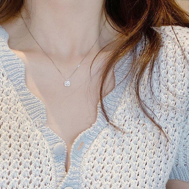 제니블링 큐빅 지르코니아 포인트 목걸이