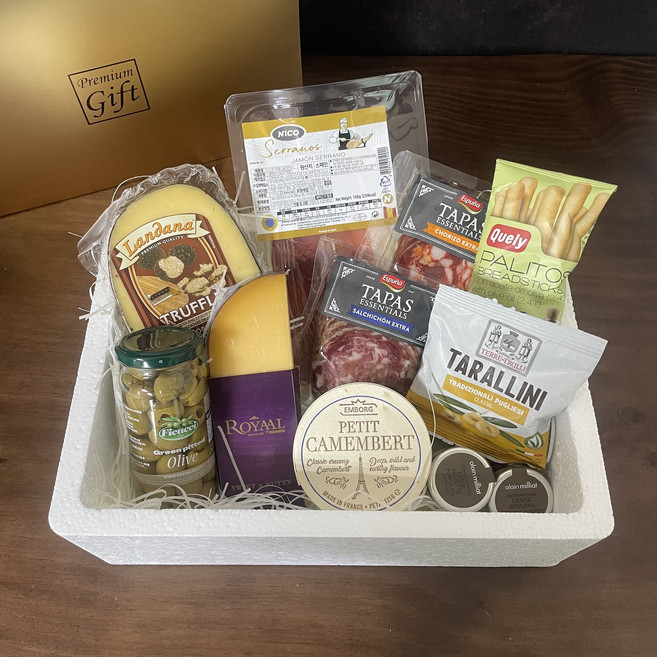미식선물세트 7호 / 프랑스 이탈리아 치즈 스페인 샤퀴테리 올리브 스낵 와인안주세트 치즈플레터 설선물세트 집들이선물, 1